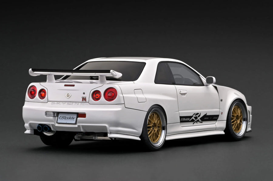 ignition 1/18 Nissan Skyline GT-R (BNR34) White IG3227